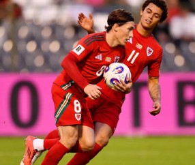 爱游戏- 德布劳内个人生涯 