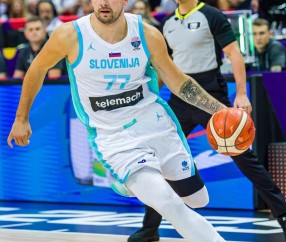 爱游戏体育- 吹爆东契奇就完事了! 才打2年未来得多可怕 