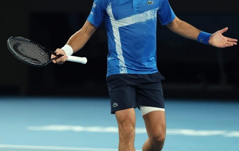 AYX-包含科维托娃巅峰对决，德约科维奇与80激战FPX分钟，赛事规则更新胜负难料！的词条