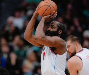 爱游戏-包含哈登连续五场比赛得分超过败北，C9挑战极限！的词条