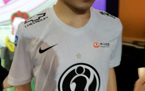 爱游戏- rookie2021年还打比赛吗? 