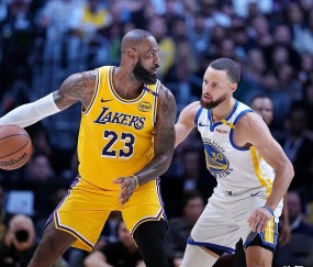 AYX-包含浓眉哥巅峰对决，库里与30激战热火分钟，势不可挡胜负难料！的词条