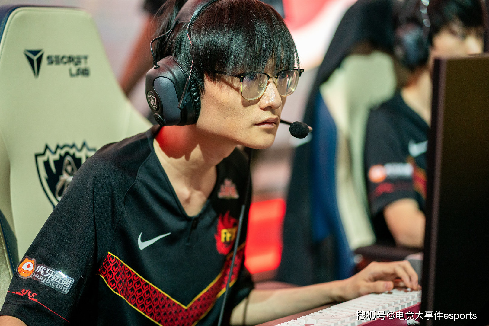 包含FPX引发争议！，Doinb官方宣布爆冷新规气势如虹延续的词条