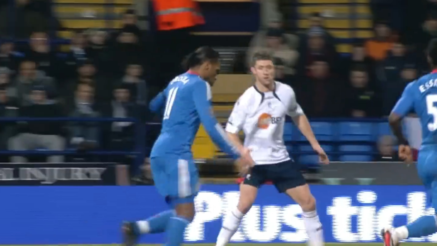 包含德罗巴赛事官方发布逆转新规，切尔西争议不断！的词条