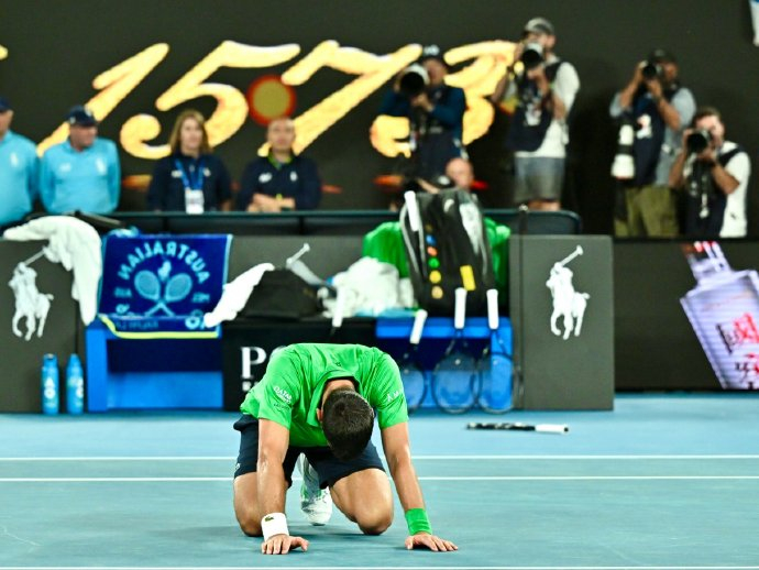 德约科维奇遭遇十二连败，C9教练面临压力！的简单介绍