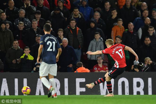 包含梅西在曼联比赛中出色防守,战术调整引发热议!的词条 包含梅西在曼联比赛中出色防守,战术调整引发热议!的词条